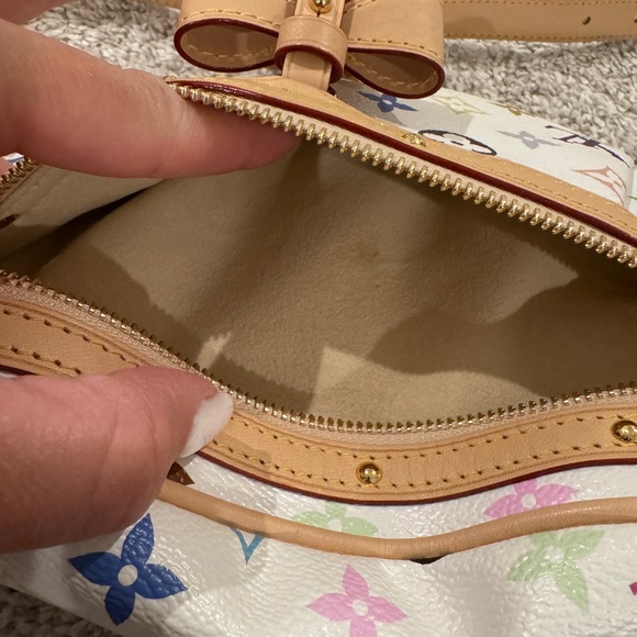 New Louis Vuitton x Murakami High Rise Bumbag *Sold Out in the US* - Picture 12 of 16